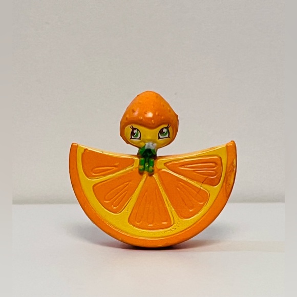 Strawberry Shortcake Berrykin Figures (3) - Picture 5 of 5